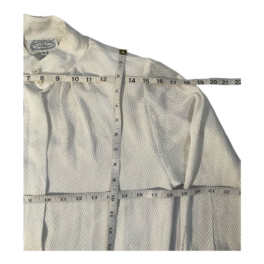 The Villager Women’s Vintage Size 6 Long Sleeve white Clip Dot Blouse Top - Picture 10 of 13